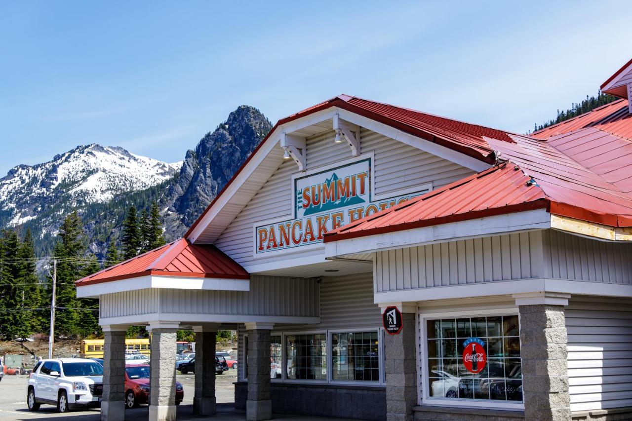 The Summit Inn Snoqualmie Pass Экстерьер фото